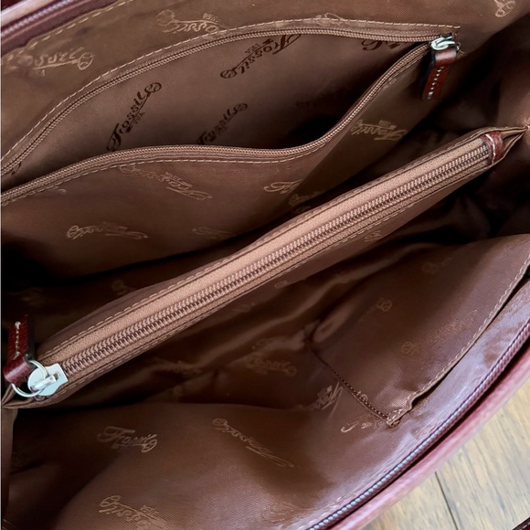 Beautiful Vintage Chestnut Brown Fossil 100% Leather Handbag Purse - Picture 12 of 14